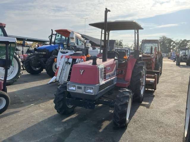 Минитрактор Yanmar Big Forte Series F37D 4х4 крыша фрез