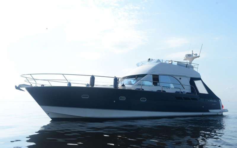 Яхта 14.3 метров Beneteau Antares 13.80