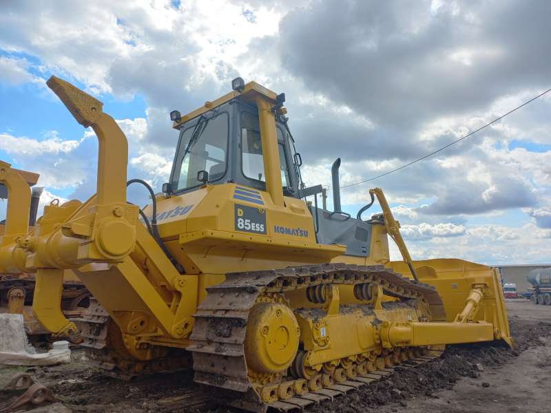 Бульдозер Komatsu D85ESS-2A