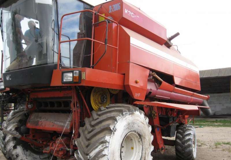 Комбайн Палессе кзс10 1600м/ч