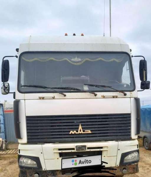 МАЗ 5440А9-1320-031, 2011