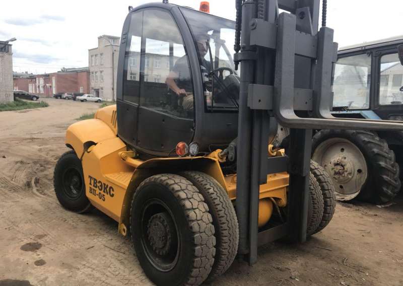 Вилочный погрузчик твэкс вп-05