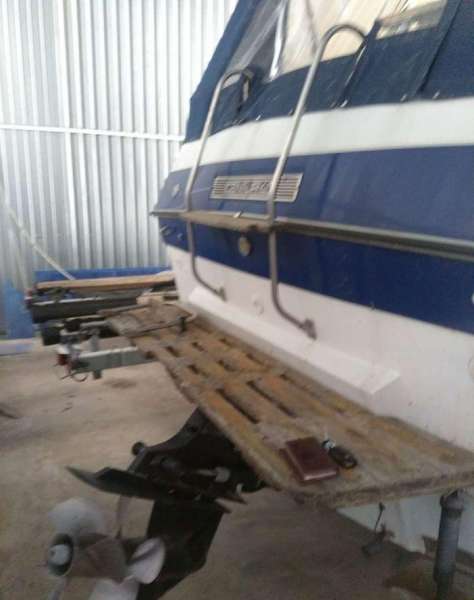 Катер " Century 5000"