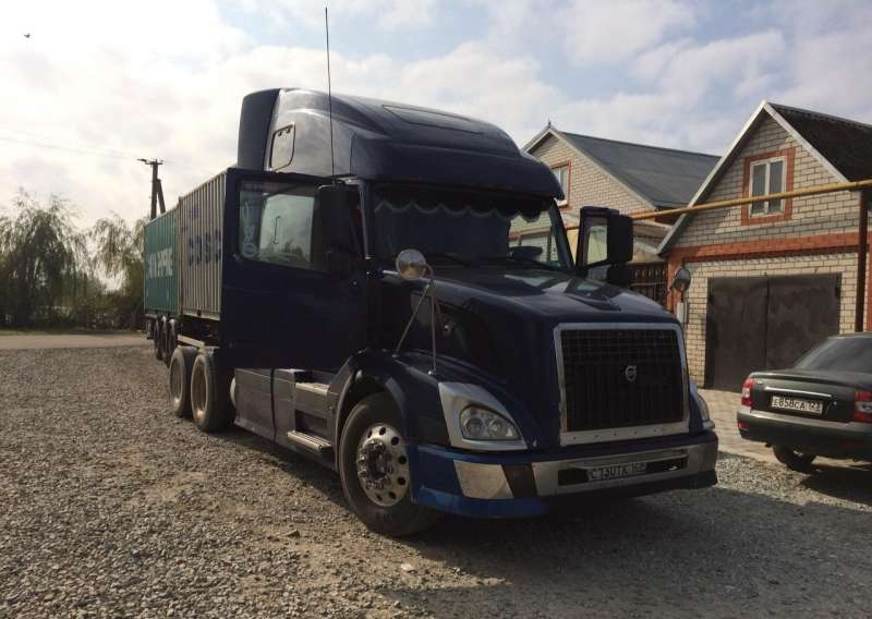 Вольво VNL D-12