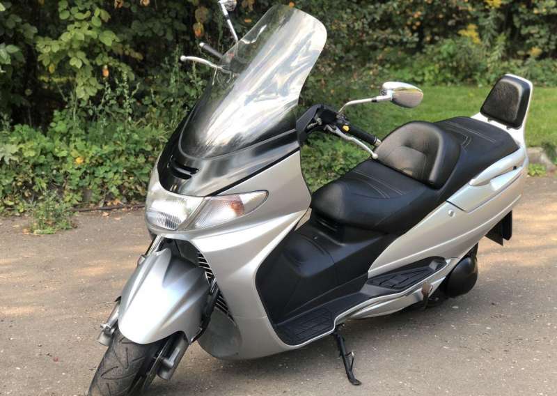 Suzuki burgman skywave 400