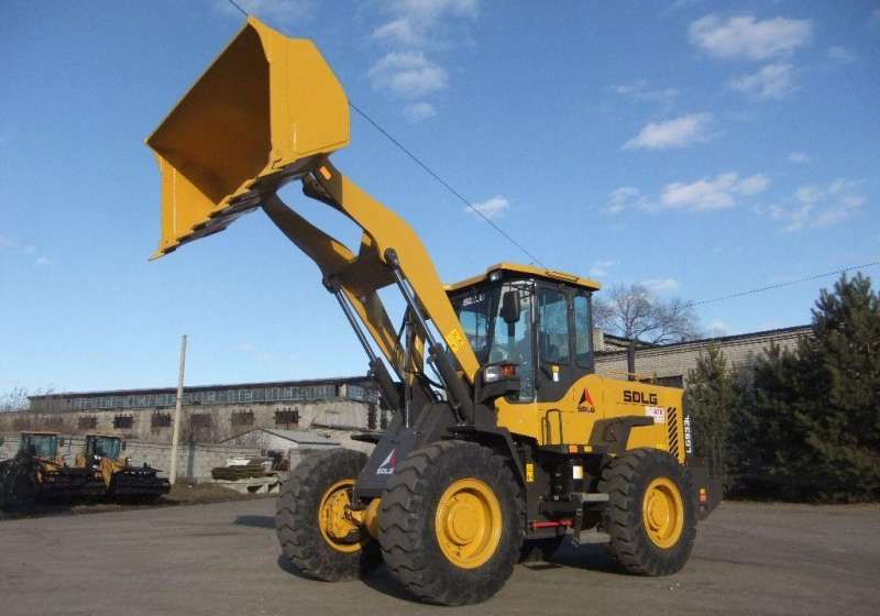 Фронтальный погрузчик sdlg LG933L