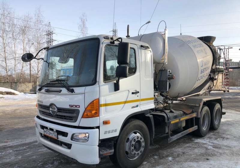 Автобетоносмеситель, миксер hino 500 2013 г.в