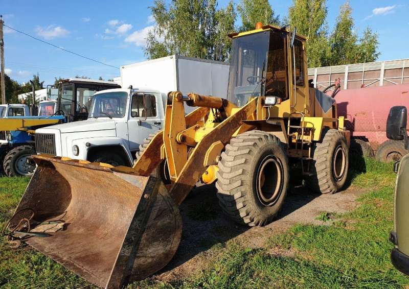 Фронтальный погрузчик пк-40