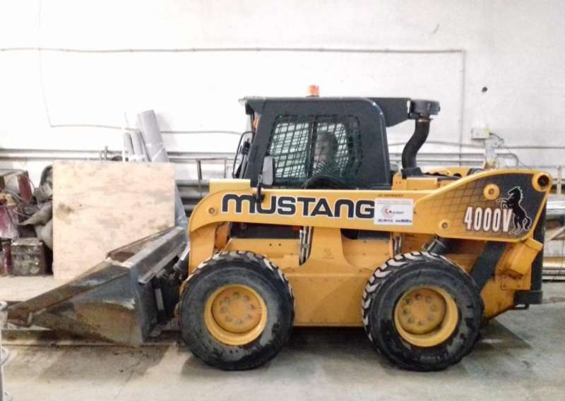 Погрузчик Mustang-4000
