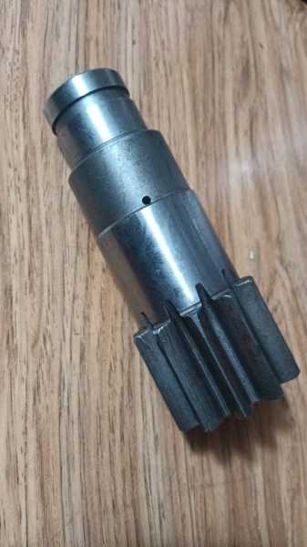 Вал поворота башни Hanix H17