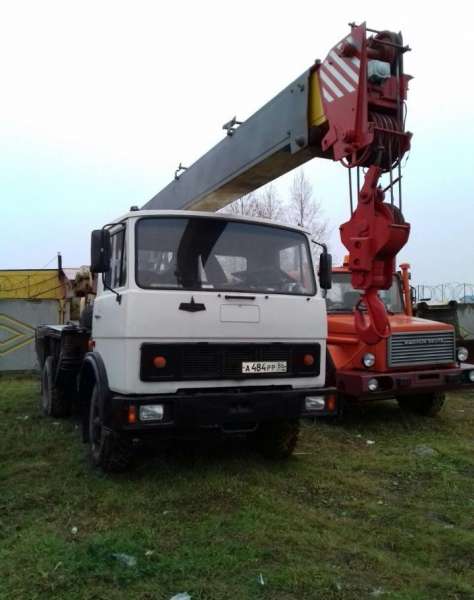 Продам Автокран Маз - 5337