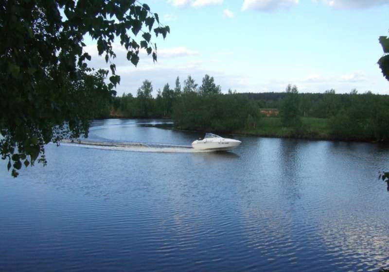 Каютный катер Аквалайн 210