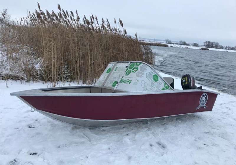 Алюминиевая моторная лодка «Триера 390»