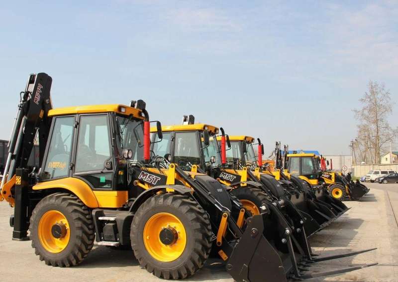 Экскаватор погрузчик MST 544