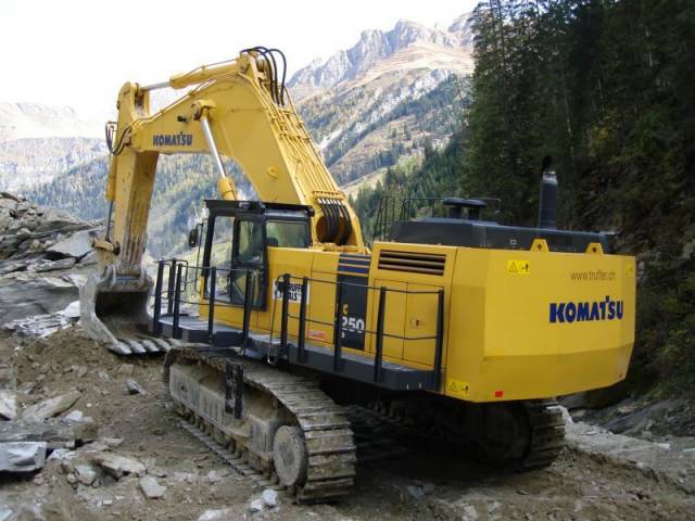 Komatsu pc1250 фото