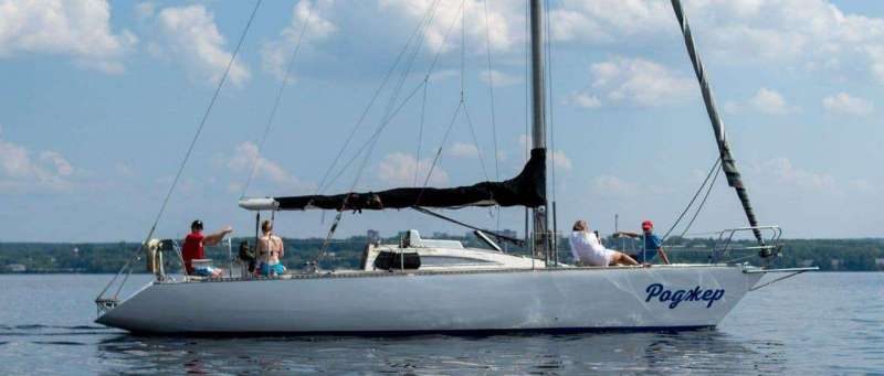 Парусная яхта лэс-35 «Роджер»