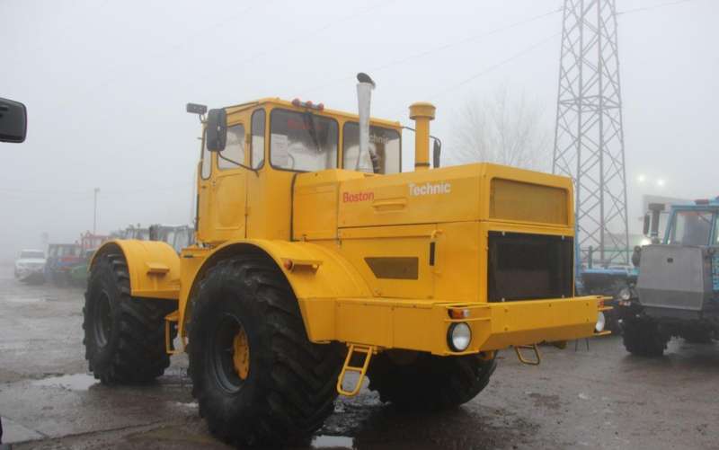 Трактор К-701