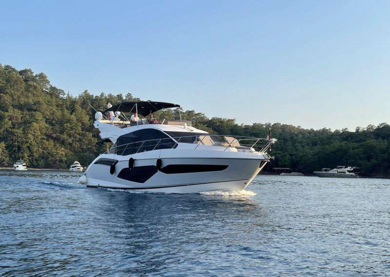 Sunseeker Manhattan 52 2019 год, 800 часов