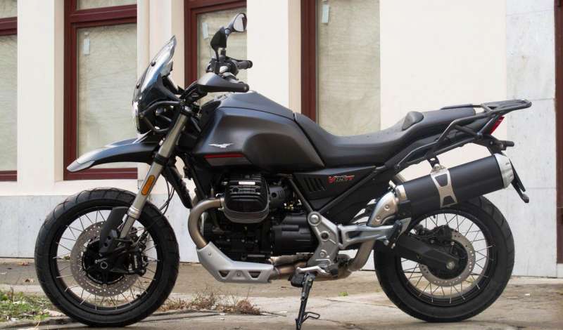 Мотоцикл moto guzzi V85 TT