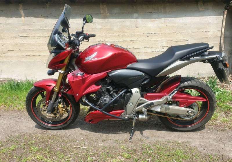 Honda hornet cb600fa 2007 год с ABS 5200 уе