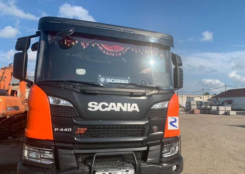 Продается самосвал Scania Р440В 8x4