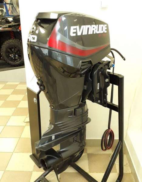 Лодочный мотор Evinrude etec 40