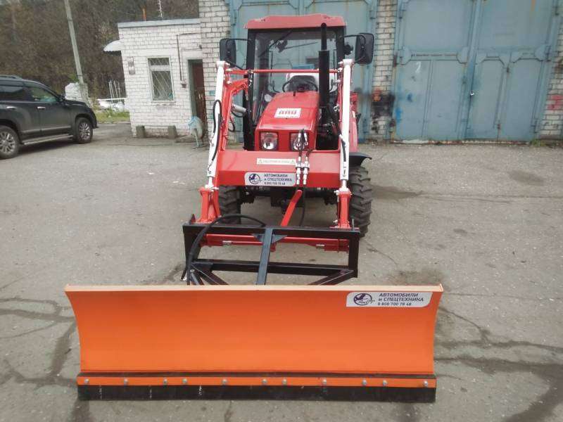 Трактор беларус-320.4 с погрузчиком «универсал-400»