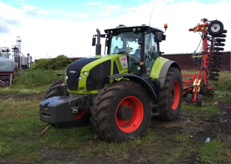 Трактор claas axion 950