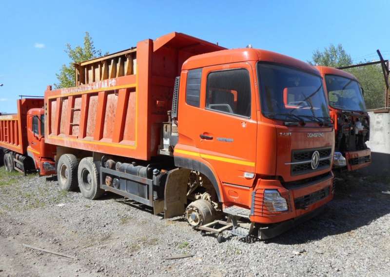 Самосвал Dongfeng DFL3251AW1
