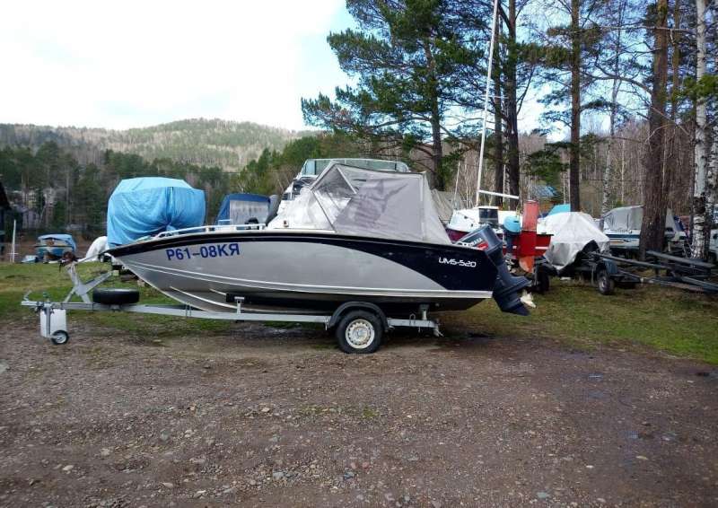 Продам катер UMS520