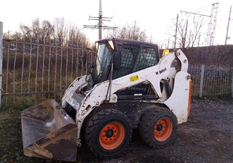 Аренда минипогрузчика Bobcat S175 бобкет