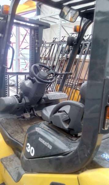 Продаётся Автопогрузчик Komatsu FD30T-17