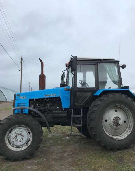 Трактор "Беларус" 1221