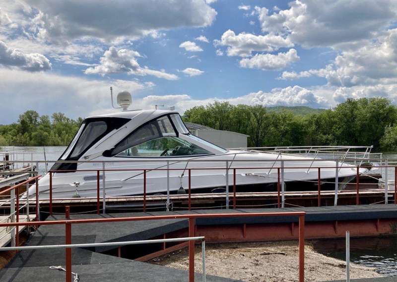 Дизельная яхта Doral Boca Grande, 2008 г