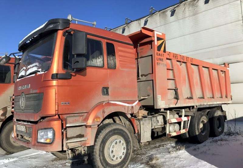 Самосвал shacman SX32586R384