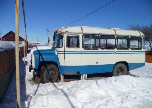 Автобус кавз