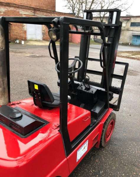 Бу вилочный погрузчик рекорд balkancar дв1792