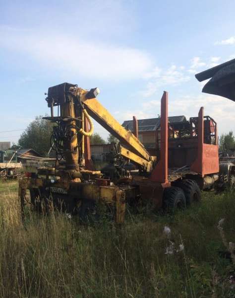 Краз 257Б1 ("лапотник") с гидроманипулятором сф65