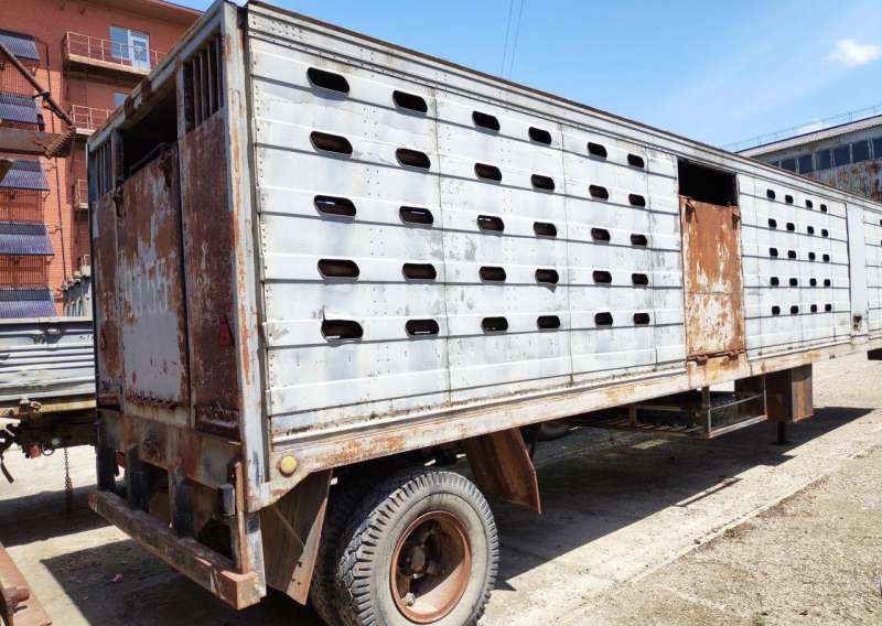 Полуприцеп цельнометаллический фургон ОДАЗ 9970, 2000