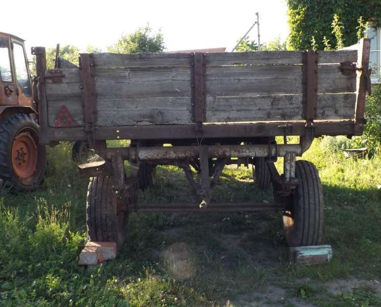 Прицеп тракторный старого образца