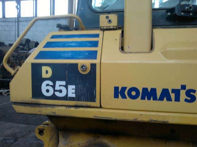 Разборка Komatsu D65 запчасти Комацу 65