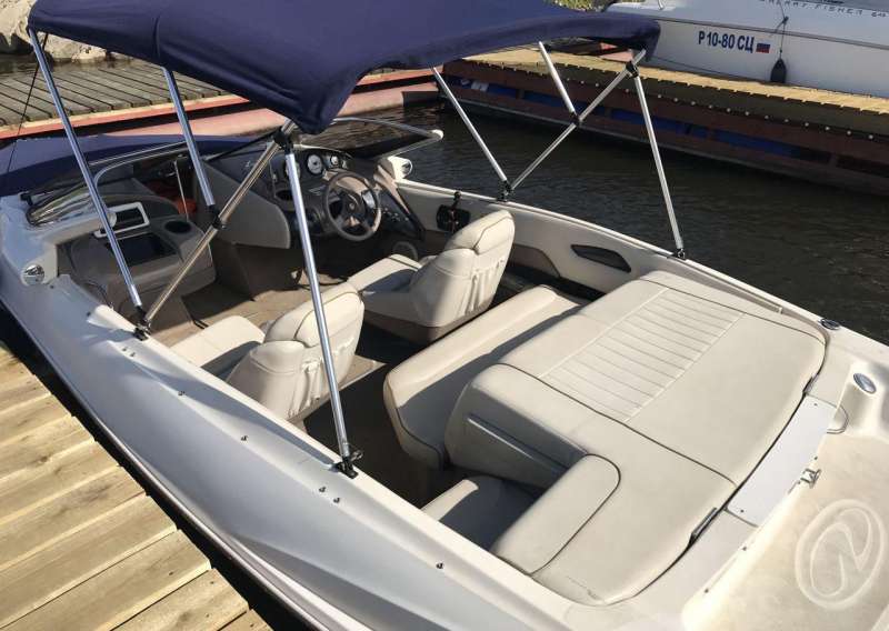 Катер Regal 1900