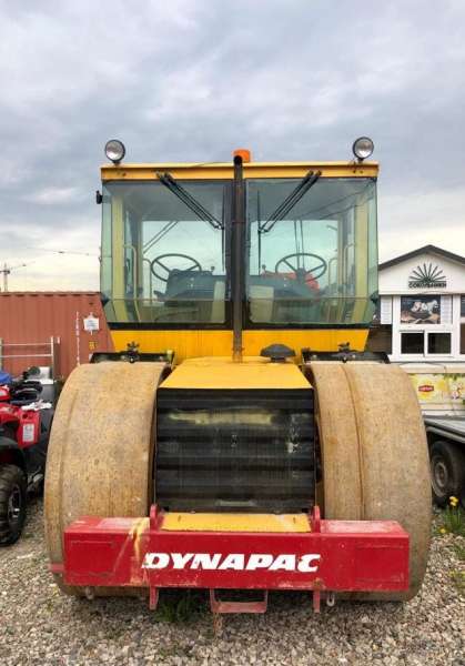 Продается каток Dynapac CS142