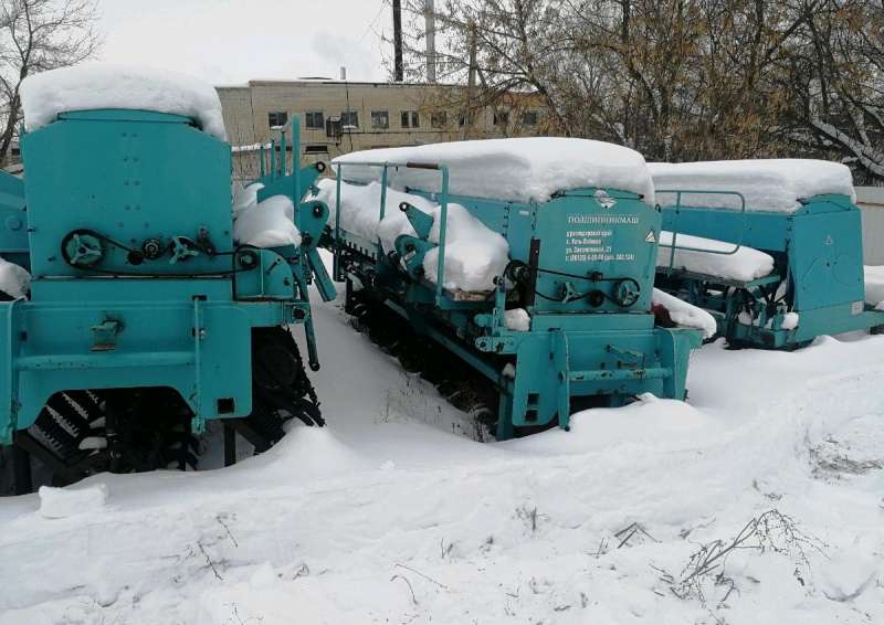 Сеялка Берегиня 650