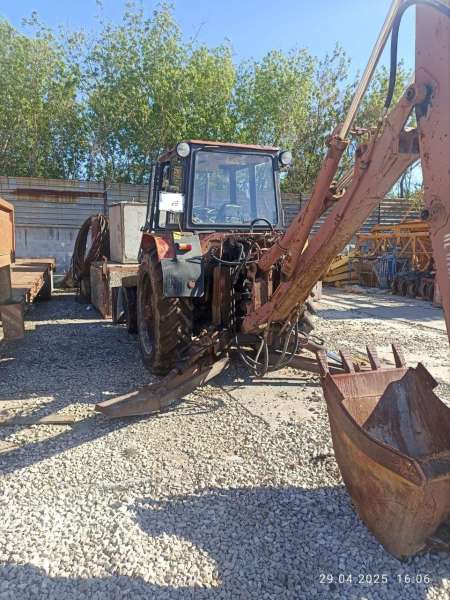 Колёсный экскаватор ЭО2621В-3 на базе трактора юмз-6акм