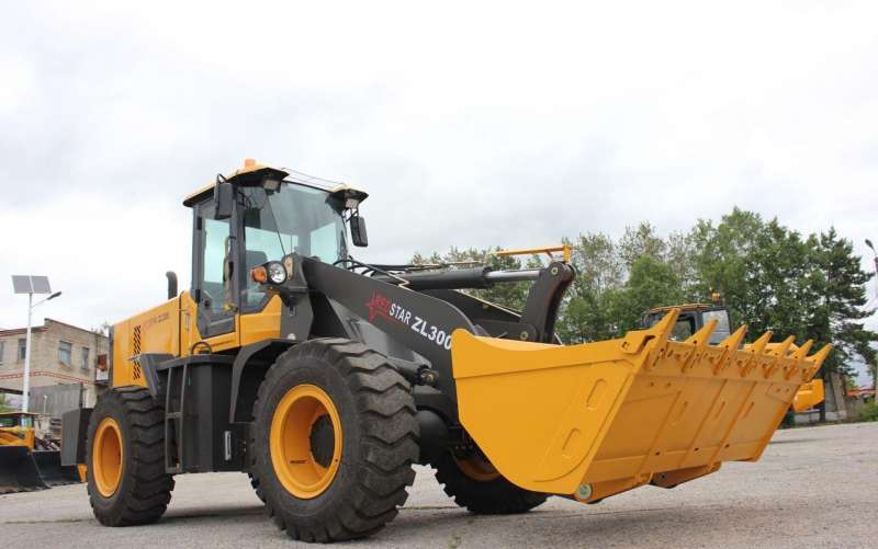 Фронтальный погрузчик Redstar ZL300S, 2022