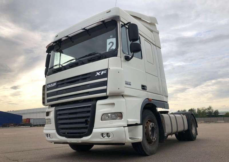 Седельный тягач Daf XF 105.460