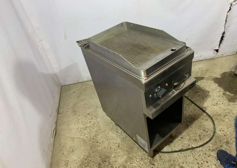 Поверхность жарочная ребристая Apach apte-47PR