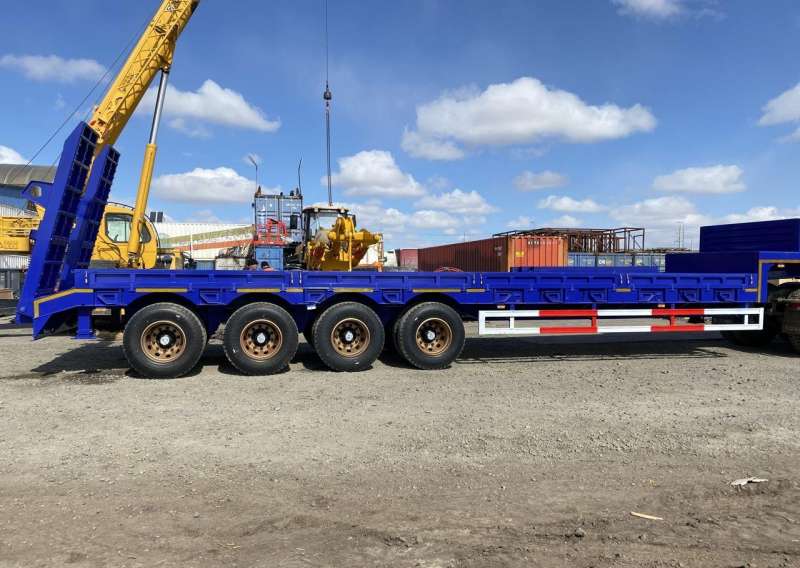 Полуприцеп трал LYR9907TDP (315 резина R22.5)