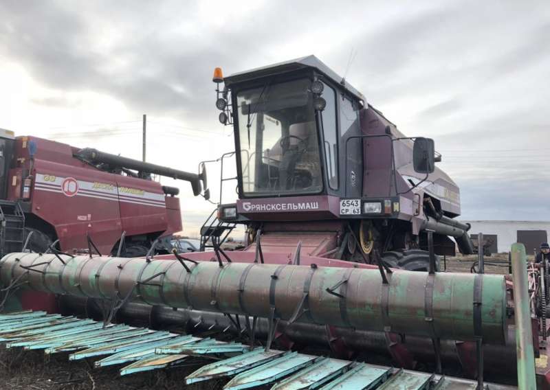 Комбайн зерноуборочный Полесье gs 07